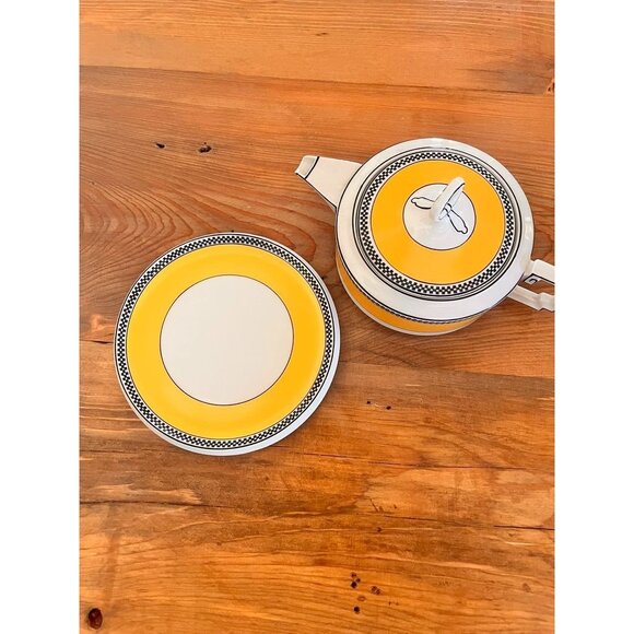 Elegant Art Deco-Inspired Henrich HC Selb Porcelain 12oz Teapot w/ Saucer Yellow - Picture 2 of 6